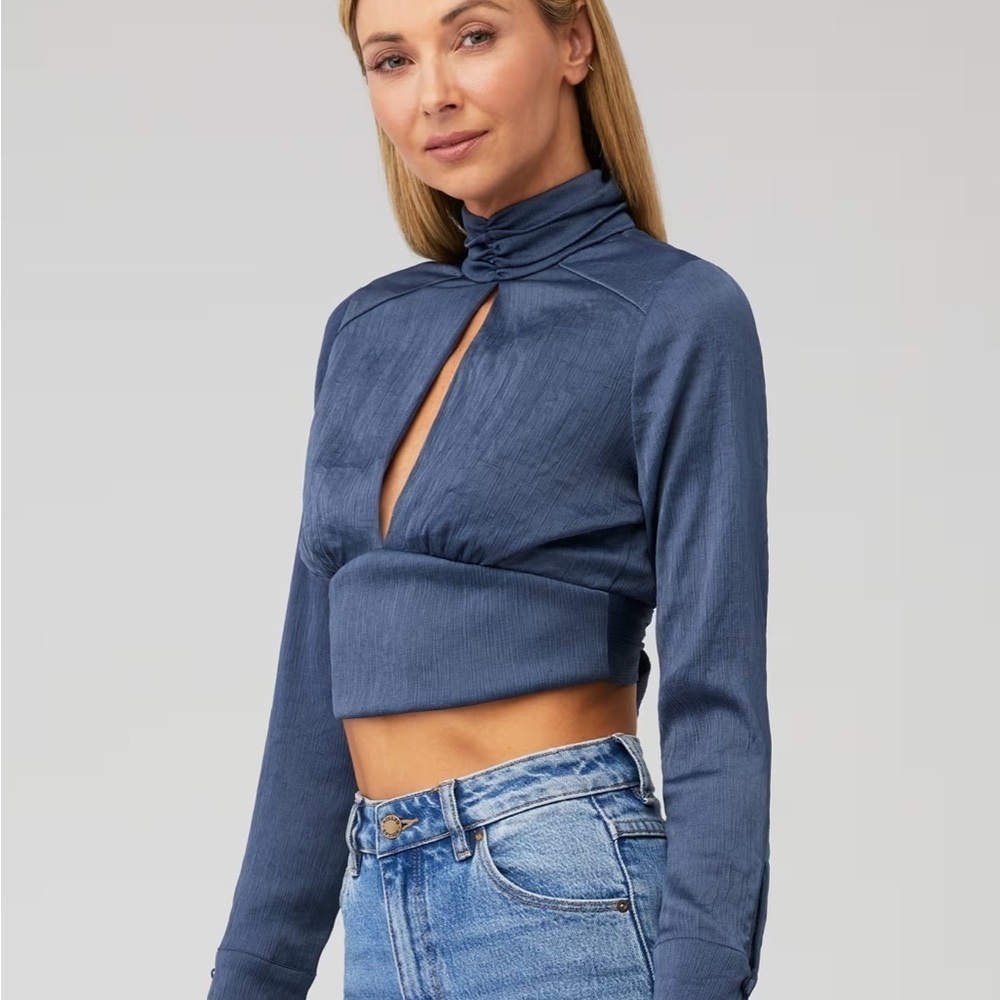 Loved Blue Life Dusty Blue Keyhole Neely Blouse Size Small - Picture 2 of 7